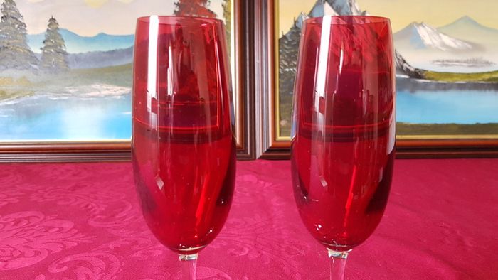 Pair Of Ruby Red Stemmed Toasting Champagne Flutes