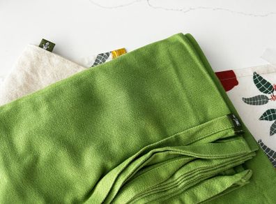 Baby wrap carrier - Lenny Lamb