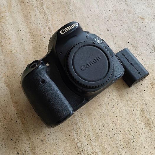 Canon 60D + New Battery