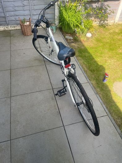 Lady Bike Bicykle Apollo Halfords