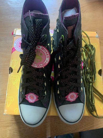 womans footwear