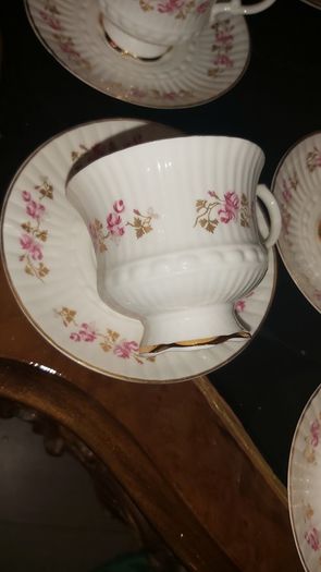 Royal Tara set