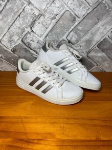 Adidas Grand Court Lifestyle Tennis Ladies Trainers White/Silver Stripes UK5 EUR38