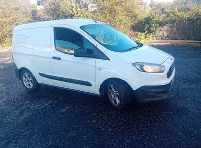 Ford courier