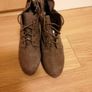 Women's Boot's NEW SIZE 6 Image 4