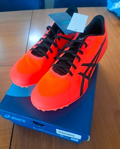 Asics Running shoes Size 41