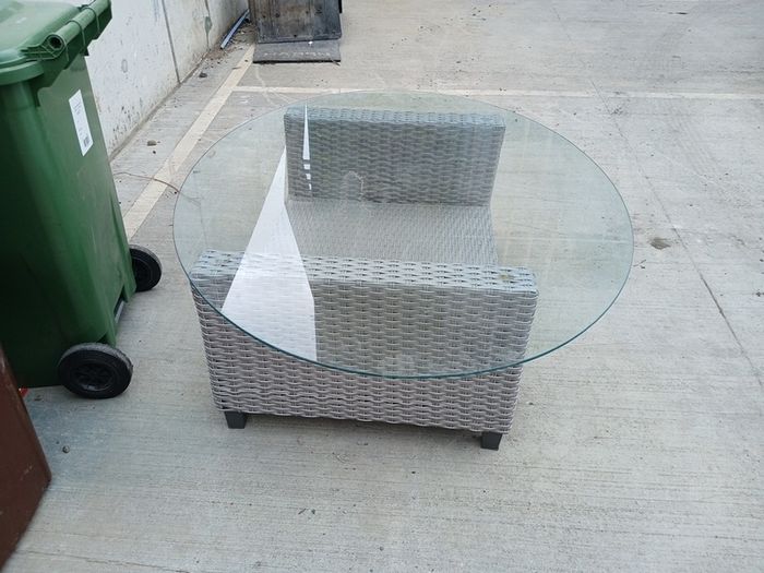 garden table