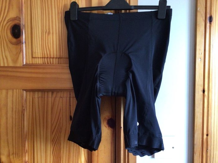 BNWTS Mens BBB Black Cycling Shorts size XL  Can post