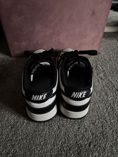 nike panda dunks