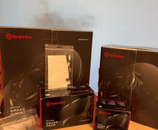 Band new discs and pads front+rear