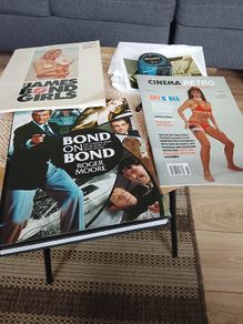 James Bond/ Cinema Retro