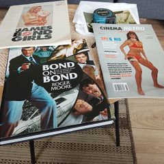 James Bond/ Cinema Retro