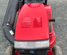 Ride on mower