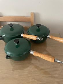 Green cast iron saucepans