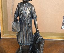 Genisis Ornament "Little Shopper Girl"