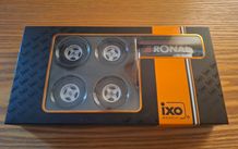 RONAL FORD alloys with stand - for 1/18 - NEW in BOX