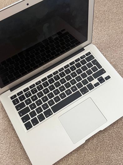 MacBook Air (2017)