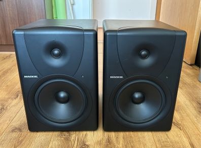 Mackie MR8 Studio Monitors (Pair)