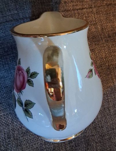 Carrigaline Half pint Jug