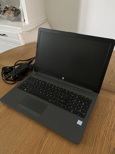 HP 250 G7 15.6 '' Laptop