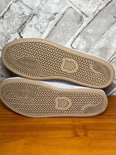 K Swiss Court Shield Ladies Tennis Trainers UK6 EU39.5