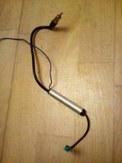 BMW aerial adaptor