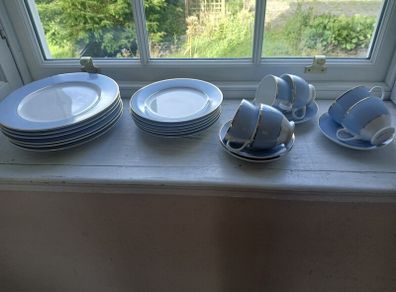 24 piece Burce oldfield Doulton china