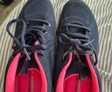 skechers size 6