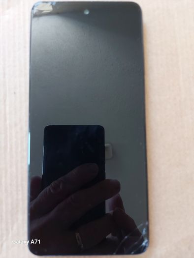 6 Mobile Phones for parts or repair, not powering on
