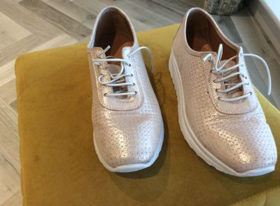 Ladies shoes reduced again to 20