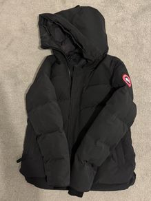 Canada Goose MacMillan Parka (size S)