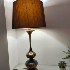 Table lamp