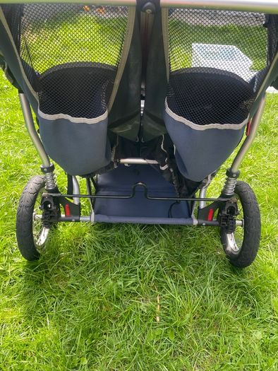 Out n About Nipper 360 double buggy with rain cover