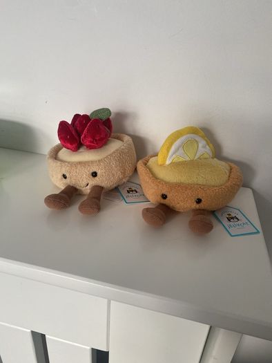 New JELLYCAT Fleurette Tarte Aux Fraises and Collette Tarte Au Citron Pair
