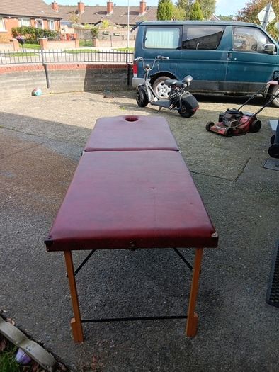 Foldable Massage Table