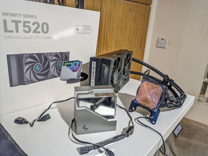 AIO water liquid cooling DeepCool LT520 240mm