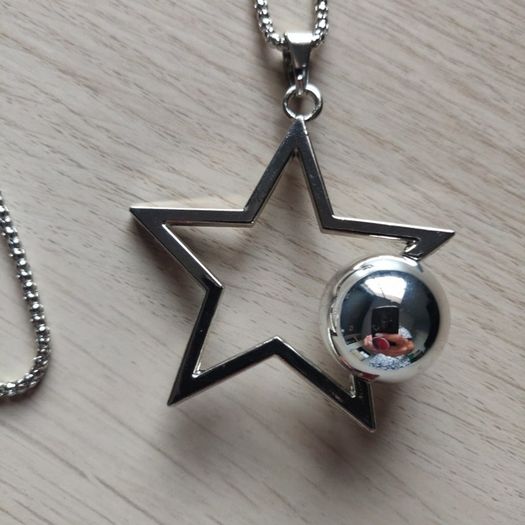Long Star Necklace, brand new