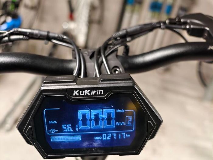 Kugoo G2 Master (New Brakes, Cable Line, Tires)