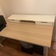 desk
