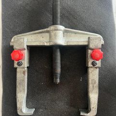 bearing puller