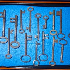 Antique Keys Collection Lot 17 Keys