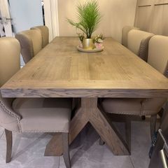 solid oak dining table and chairs