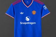 Manchester united 26/27 away soccer jersey