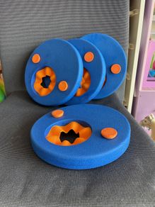 Swimming armbands