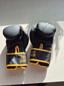Kids boxing gloves