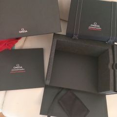 Omega speedmaster moonwatch box
