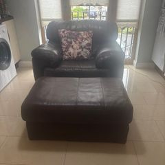 Leather arm chair