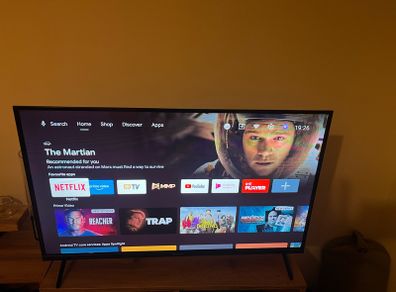 Sharp 32" Smart Tv