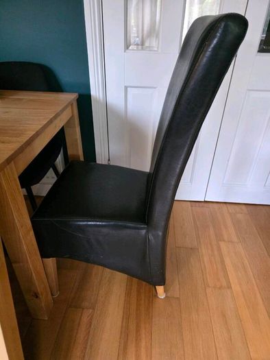 Kitchen table