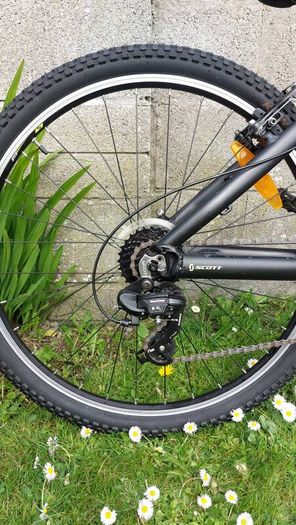 Scott Voltage JR 26 - Size Small/13" - Excellent Condition- As New - Fully Serviced